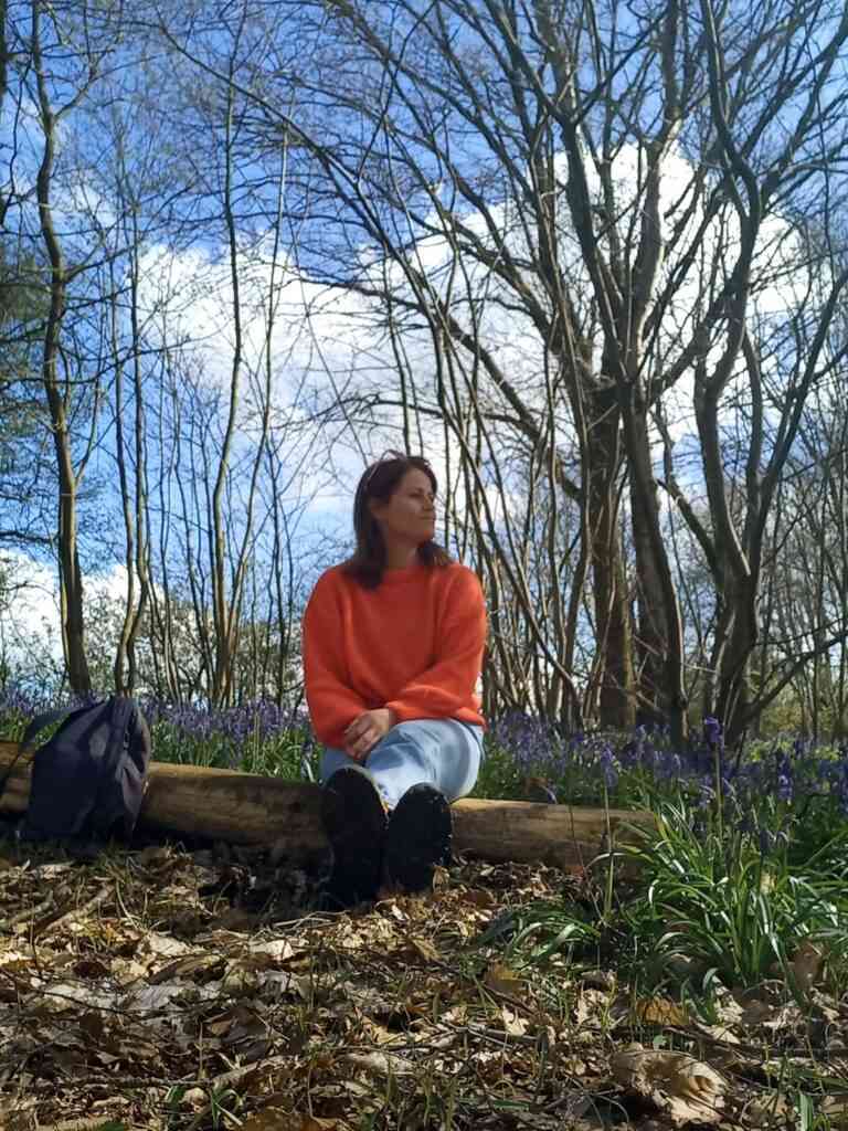 Lore Janssens Heuvelland relaxatietherapeut in bos